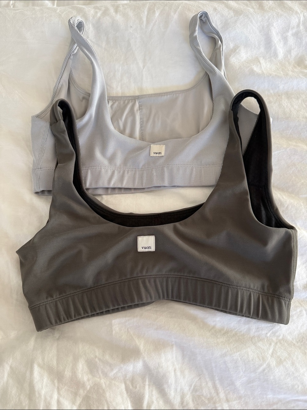 Bundle of 3 Vuori sports bra Athletic and shorts – Women's Lightweight Performan - Picture 4 of 5